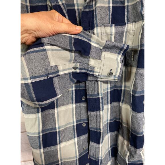 Eddie Bauer Men's Size Large Classic Fit Blue Gray Button Down Shirt Flannel - Picture 5 of 8